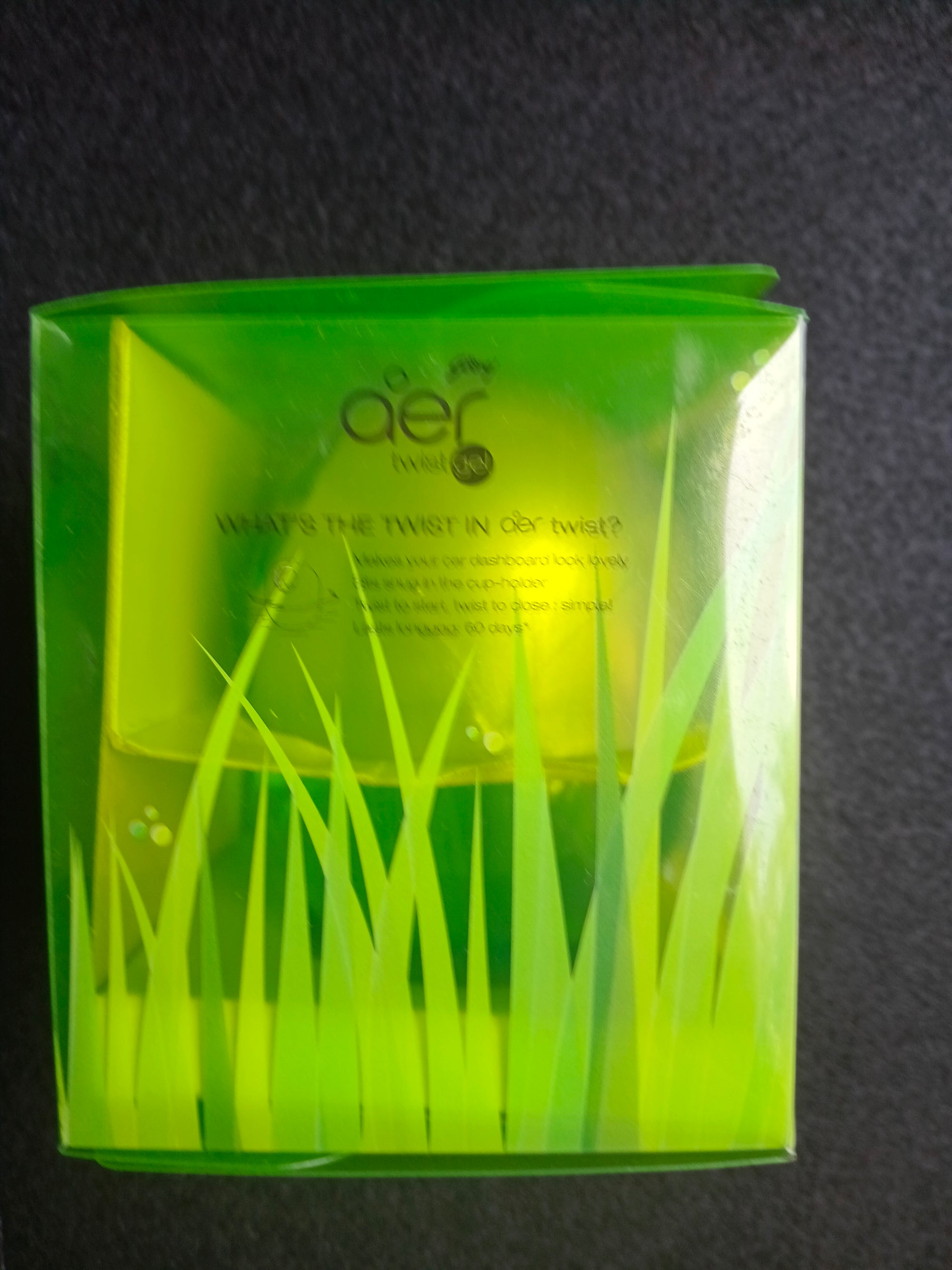 Godrej aer twist gel Car Fragrance - Lush Green (Maruti Suzuki Genuine Accessory)